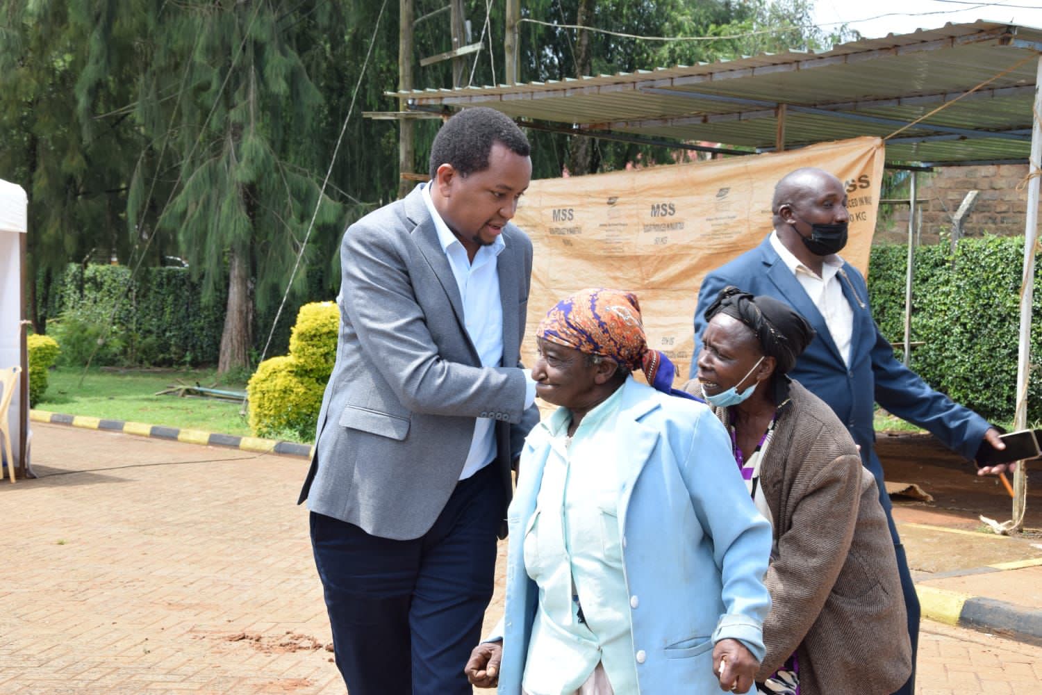 Hon Irungu Nyakera CBS addressing the people in a past event