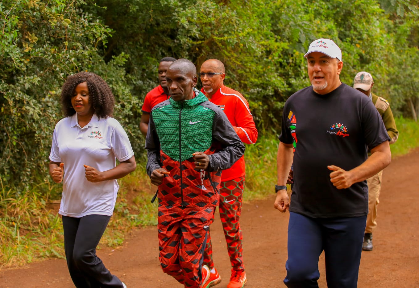 CS-Najib-Balala-Eliud-Kipchoge-and-PS-Tourism-Zeinab-Hussein-during-the-morning-run-in-Karura-Forest.