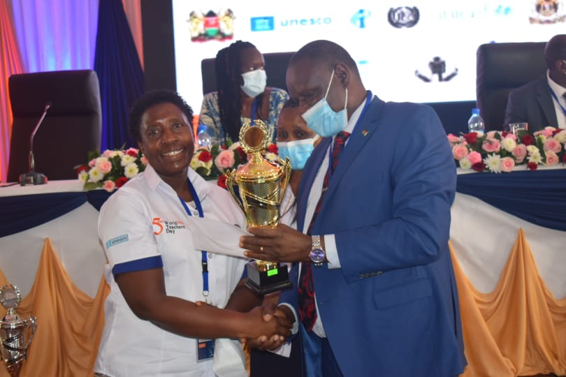 Teachers Rewarded for Exemplary commitment